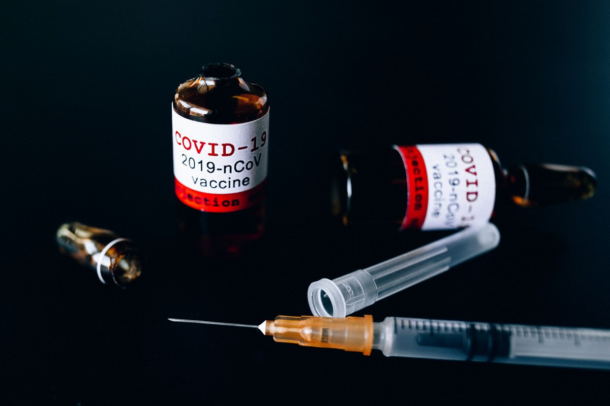 Imagem meramente ilustrativa de vacina para Covid-19. Foto: Nataliya Vaitkevich no Pexels.