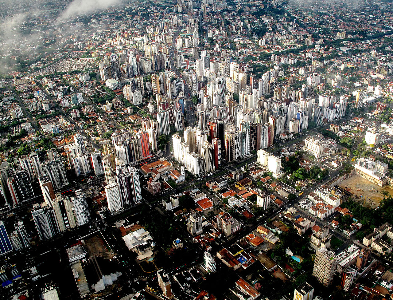 Curitiba - Paraná (centro). Foto: Francisco Anzola, CC BY 2.0, via Wikimedia Commons.