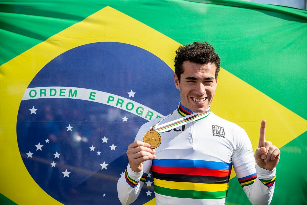 Henrique Avancini campeão Mundial de Mountain Bike XCM 2018. Foto: Guilherme.Rosindo, CC BY-SA 4.0, via Wikimedia Commons.