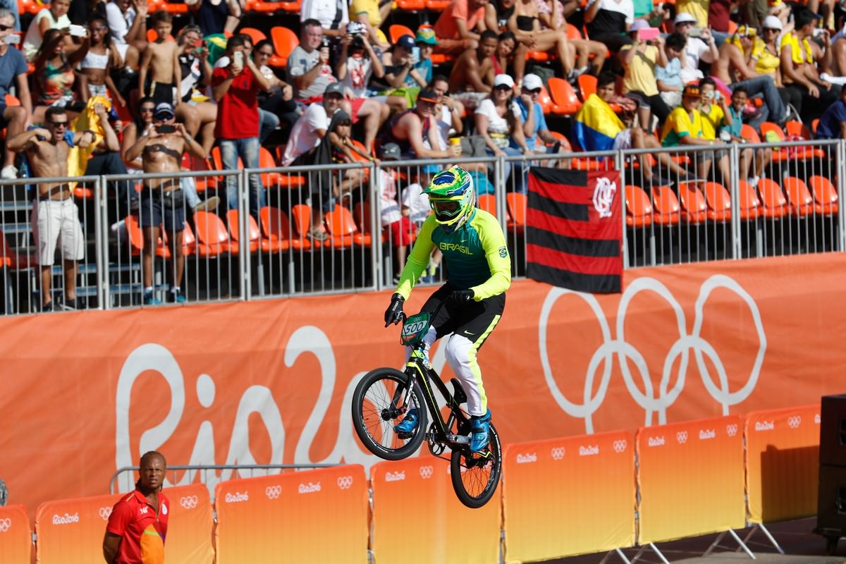 Rio de Janeiro - Ciclista brasileiro Renato Rezende compete BMX nos Jogos Olímpicos Rio 2016, no Parque Radical em Deodor. Foto: Fernando Frazão / Agência Brasil.
