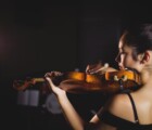 O Poder Terapêutico da Música ao Vivo: Como os Concertos Promovem a Saúde Mental